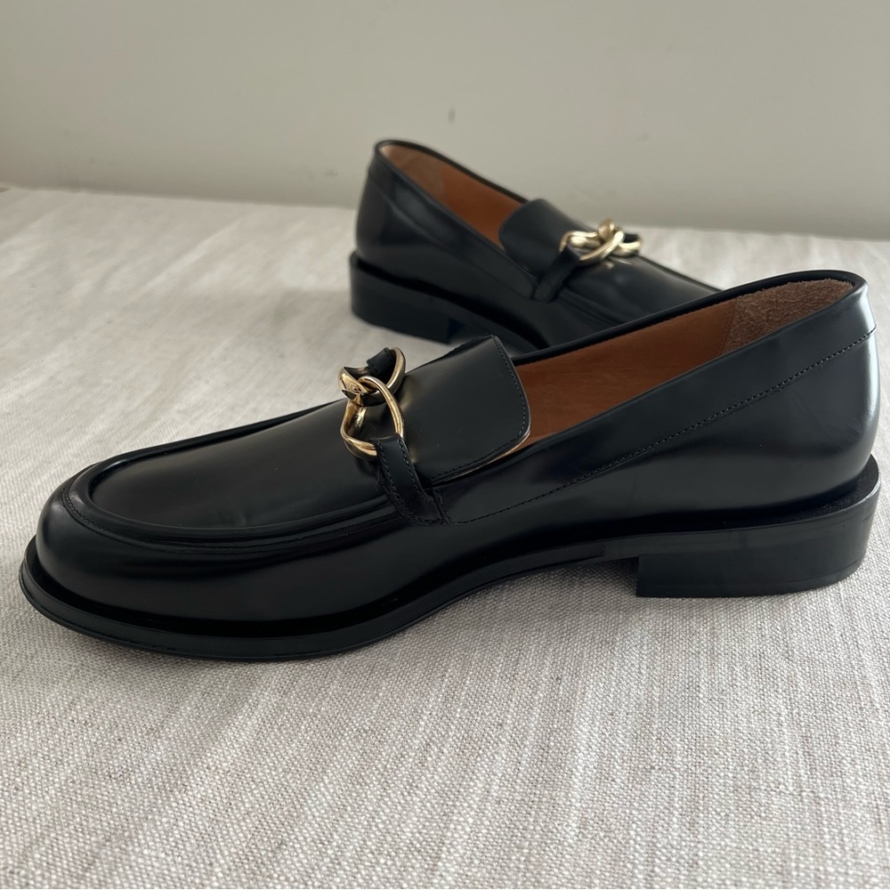 Frame — NWOT Noir ‘Le Ayana’ Patent Leather Loafers, SZ 41